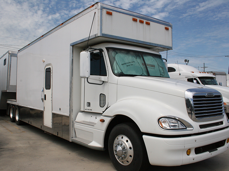 Main Image of a 2006 FREIGHTLINER COLUMBIA 120