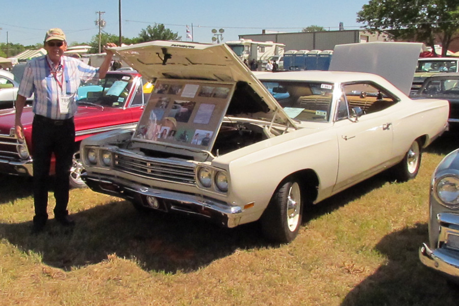 0th Image of a 1969 PLYMOUTH ROAD RUNNER