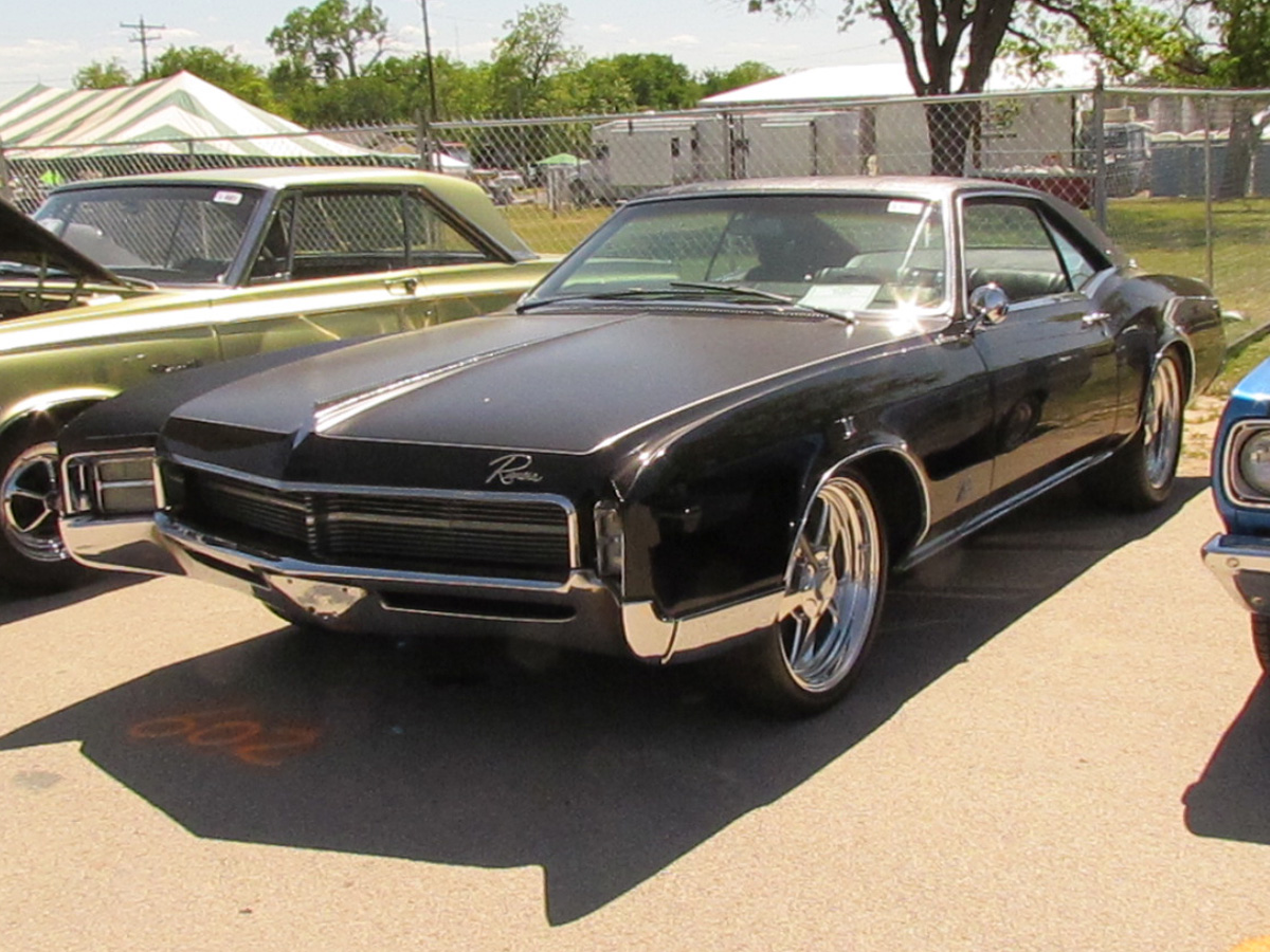 0th Image of a 1967 BUICK RIVIERA