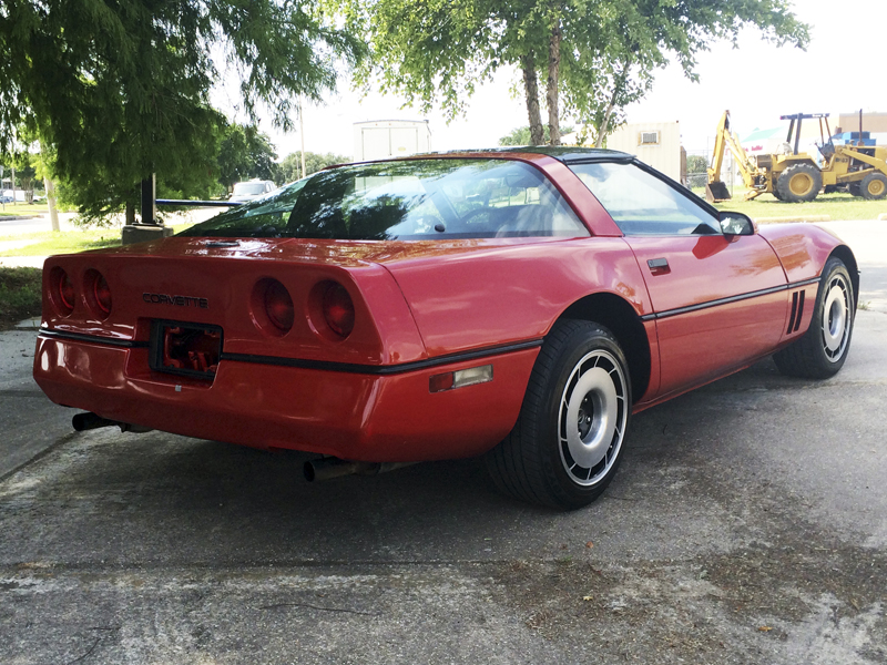 2nd Image of a 1984 CHEVROLET CORVETTE