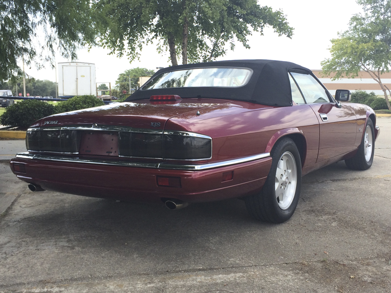 2nd Image of a 1995 JAGUAR XJS XJ