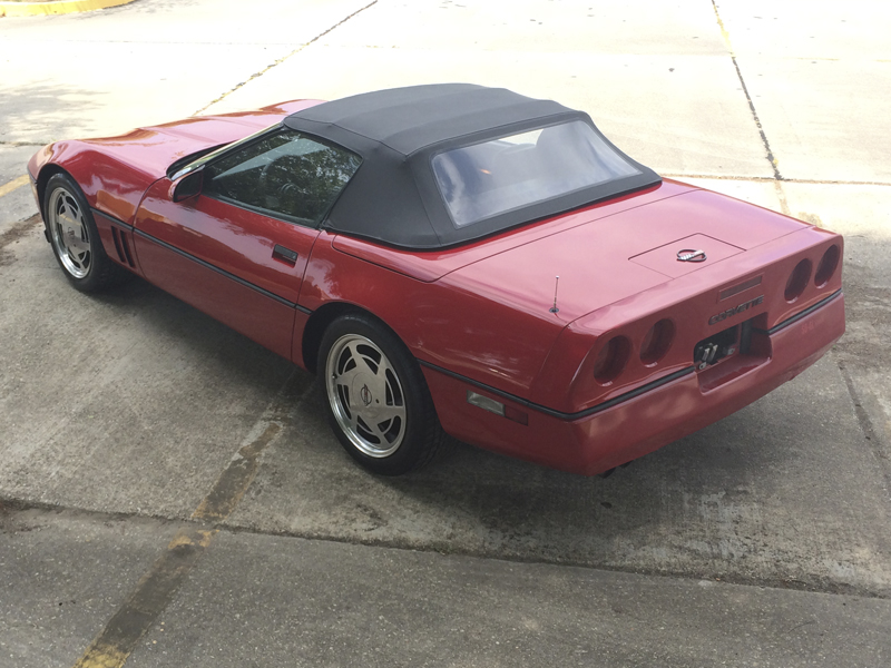 2nd Image of a 1987 CHEVROLET CORVETTE