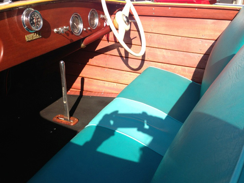 3rd Image of a 1956 CHRIS CRAFT SPORTSMAN