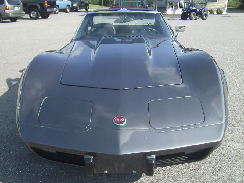 2nd Image of a 1975 CHEVROLET CORVETTE