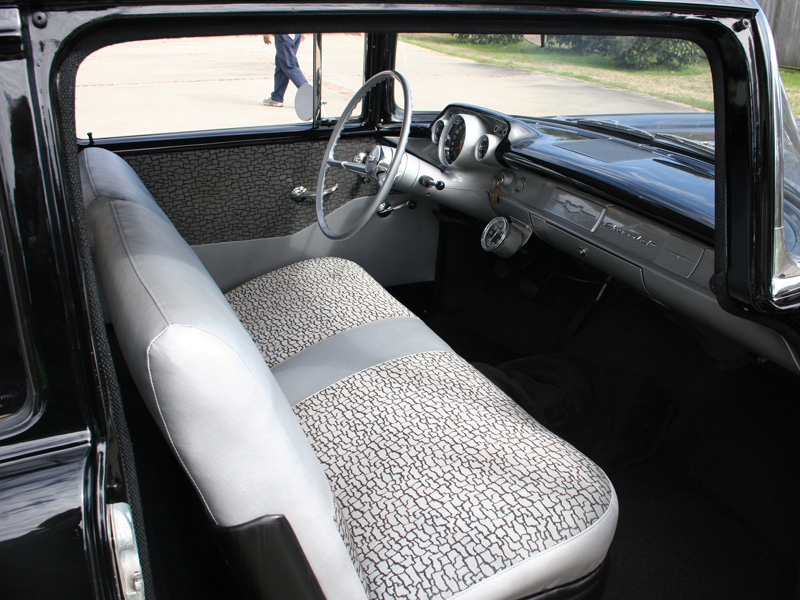 3rd Image of a 1957 CHEVROLET 150 (1211B)