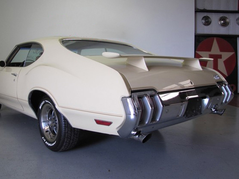 1st Image of a 1970 OLDSMOBILE 442