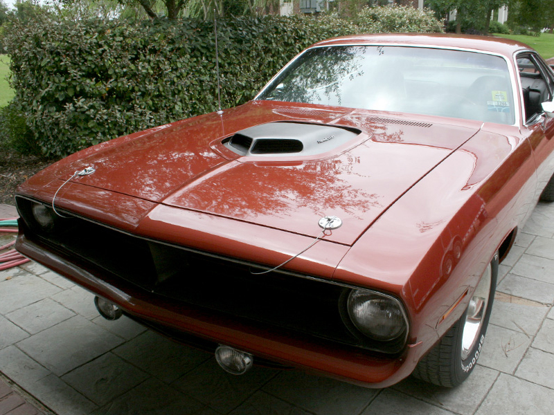 3rd Image of a 1970 CUDA PLYMOUTH