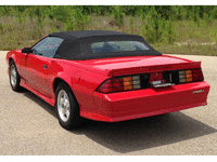 Image 4 of 4 of a 1991 CHEVROLET CAMARO