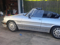 Image 2 of 9 of a 1987 ALFA ROMEO SPIDER QUADRIFOGLIO