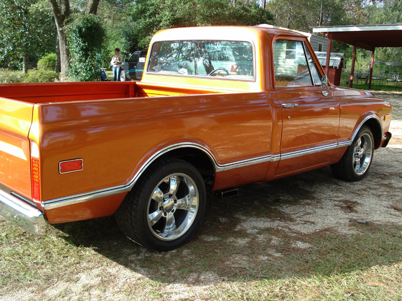 3rd Image of a 1968 CHEVROLET C10