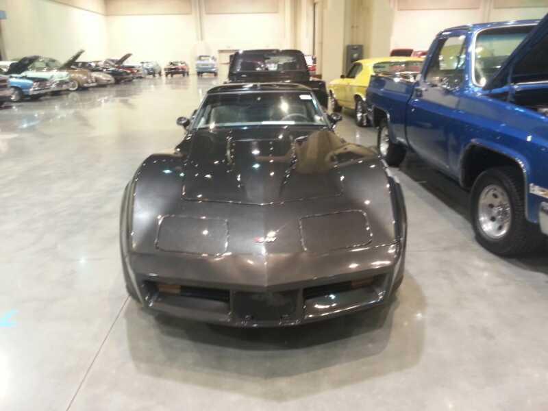 1st Image of a 1982 CHEVROLET CORVETTE