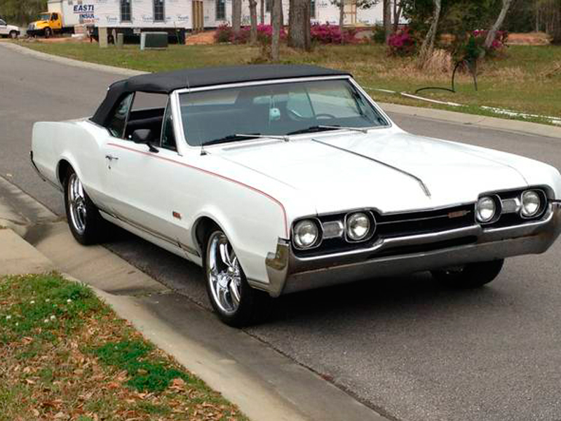 3rd Image of a 1967 OLDSMOBILE 442