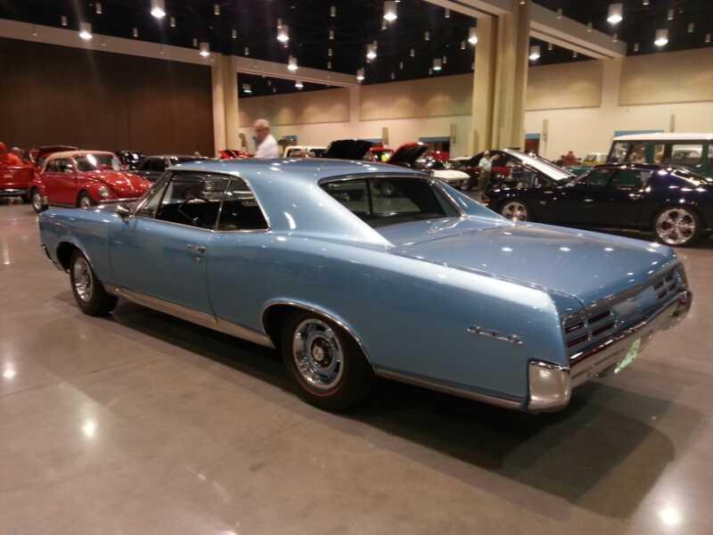 2nd Image of a 1967 PONTIAC GTO