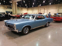 Image 2 of 5 of a 1967 PONTIAC GTO