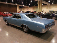 Image 3 of 5 of a 1967 PONTIAC GTO