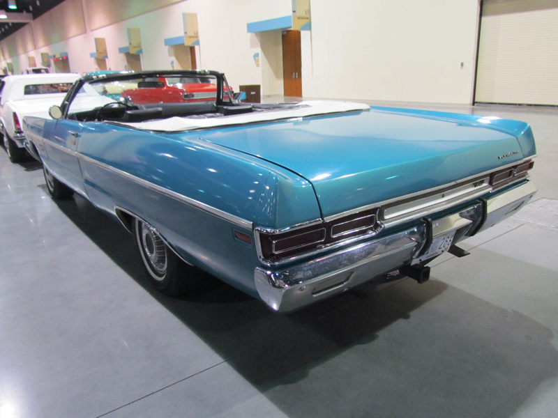 2nd Image of a 1969 PLYMOUTH FURY 3