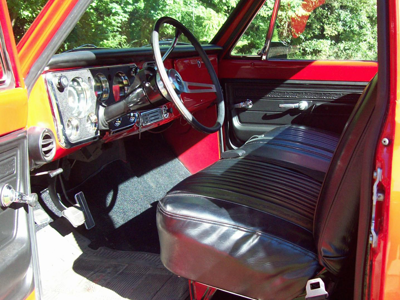 3rd Image of a 1972 CHEVROLET C10