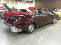 Image 3 of 5 of a 1966 OLDSMOBILE TORONADO