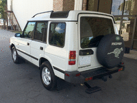 Image 3 of 10 of a 1998 LAND ROVER DISCOVERY 50TH ANNIVERSARY EDITION