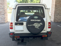 Image 4 of 10 of a 1998 LAND ROVER DISCOVERY 50TH ANNIVERSARY EDITION