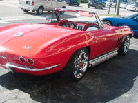 Image 2 of 12 of a 1966 CHEVROLET CORVETTE