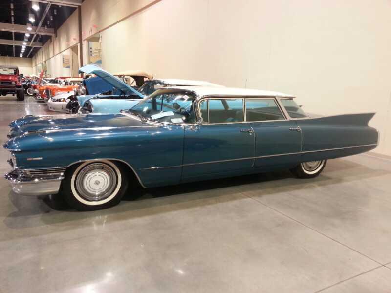 2nd Image of a 1960 CADILLAC SEDAN DEVILLE