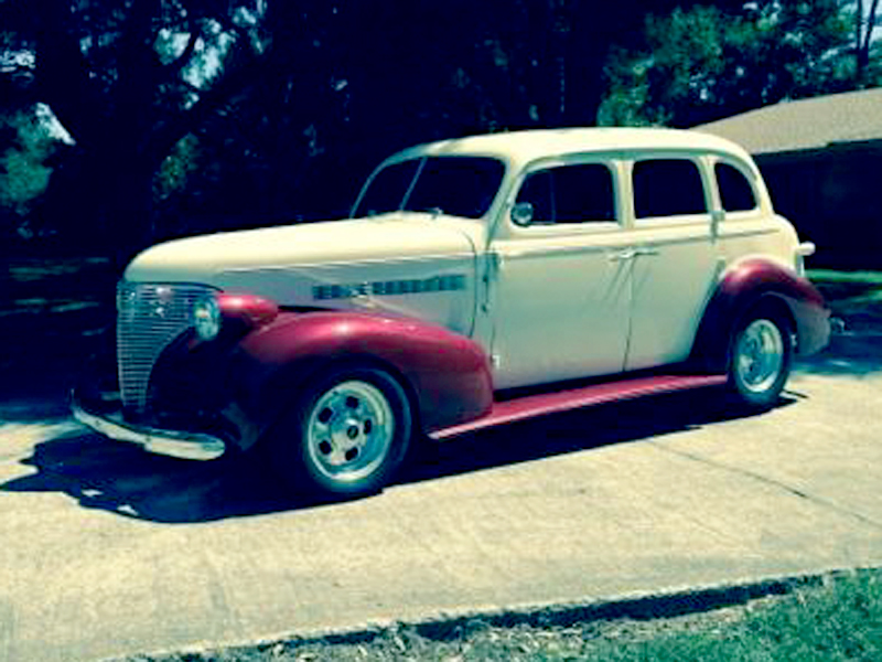 2nd Image of a 1939 CHEVROLET DELUXE