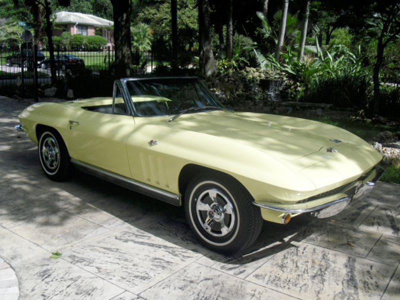 1st Image of a 1966 CHEVROLET CORVETTE