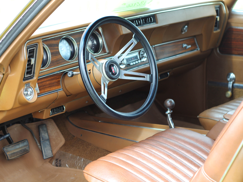 5th Image of a 1972 OLDSMOBILE CUTLESS