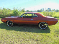 Image 7 of 9 of a 1973 DODGE CHALLENGER