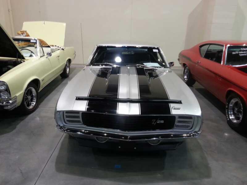 2nd Image of a 1969 CHEVROLET CAMARO Z-28