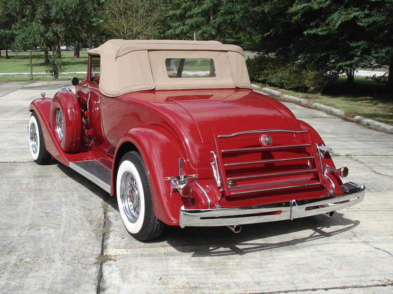 2nd Image of a 1933 PACKARD REPLICA