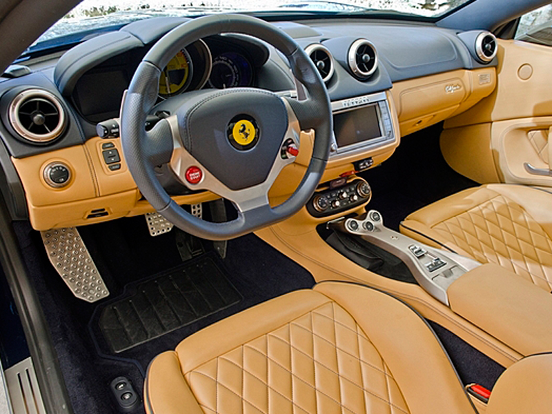 2nd Image of a 2010 FERRARI CALIFORNIA USA SPYDER