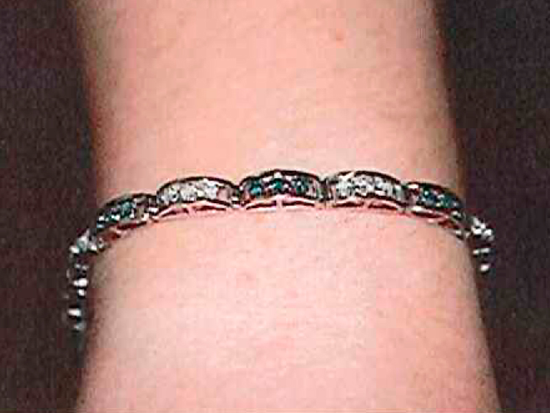 0th Image of a N/A BRACELET BLUE DIAMOND