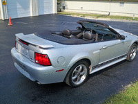 Image 2 of 7 of a 2004 FORD MUSTANG GT