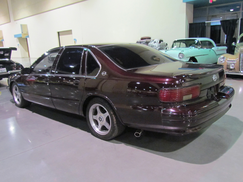 2nd Image of a 1996 CHEVROLET IMPALA SS