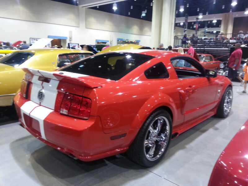 3rd Image of a 2008 FORD MUSTANG SHELBY GT500