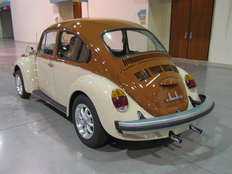 2nd Image of a 1974 VOLKSWAGEN BEETLE