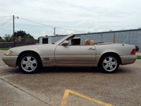 Image 4 of 6 of a 1999 MERCEDES-BENZ SL-CLASS SL500