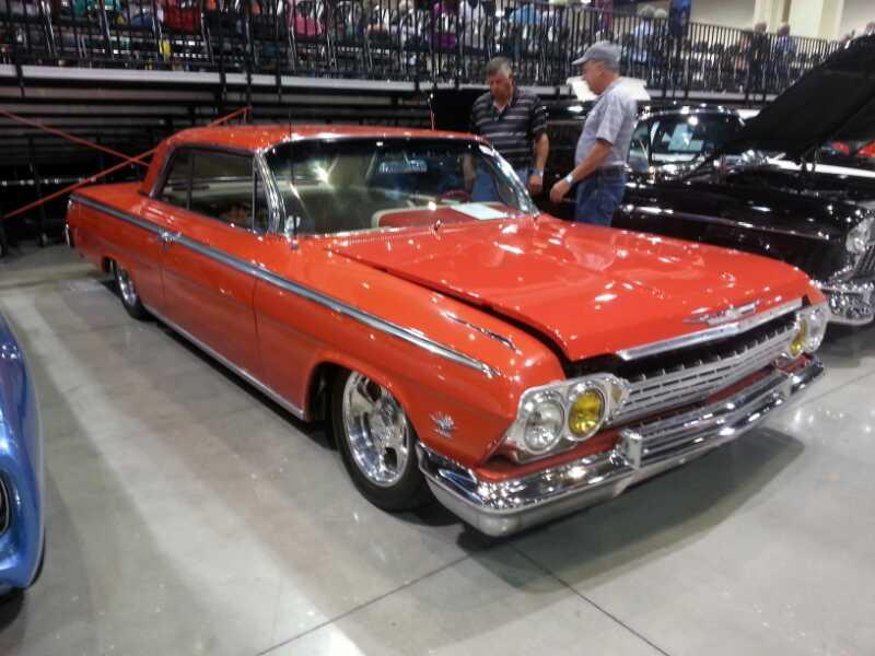 2nd Image of a 1962 CHEVROLET IMPALA