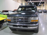 Image 2 of 4 of a 1996 FORD BRONCO