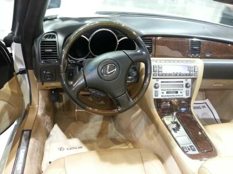 5th Image of a 2008 LEXUS SC 430