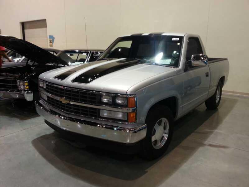 1st Image of a 1988 CHEVROLET C1500