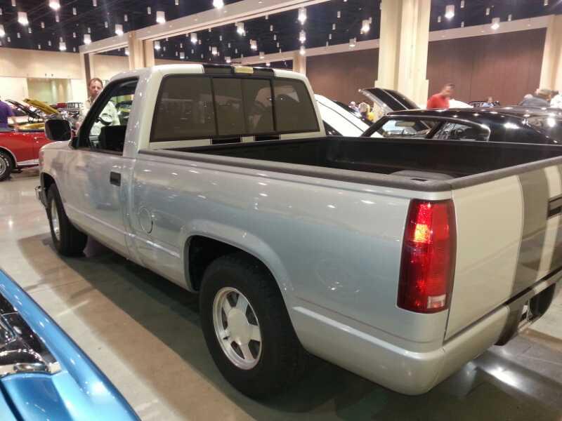 3rd Image of a 1988 CHEVROLET C1500