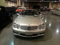 Image 2 of 4 of a 2004 MERCEDES-BENZ SL-CLASS SL500