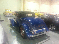 Image 3 of 5 of a 1932 FORD ROADSTER