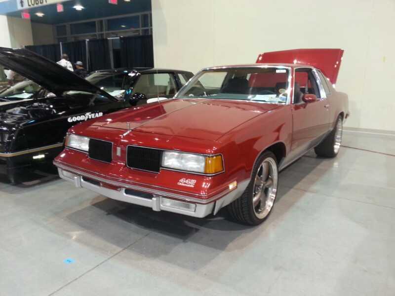 1st Image of a 1987 OLDSMOBILE CUTLASS SUPREME