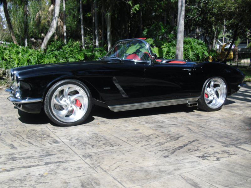 2nd Image of a 1962 CHEVROLET CORVETTE