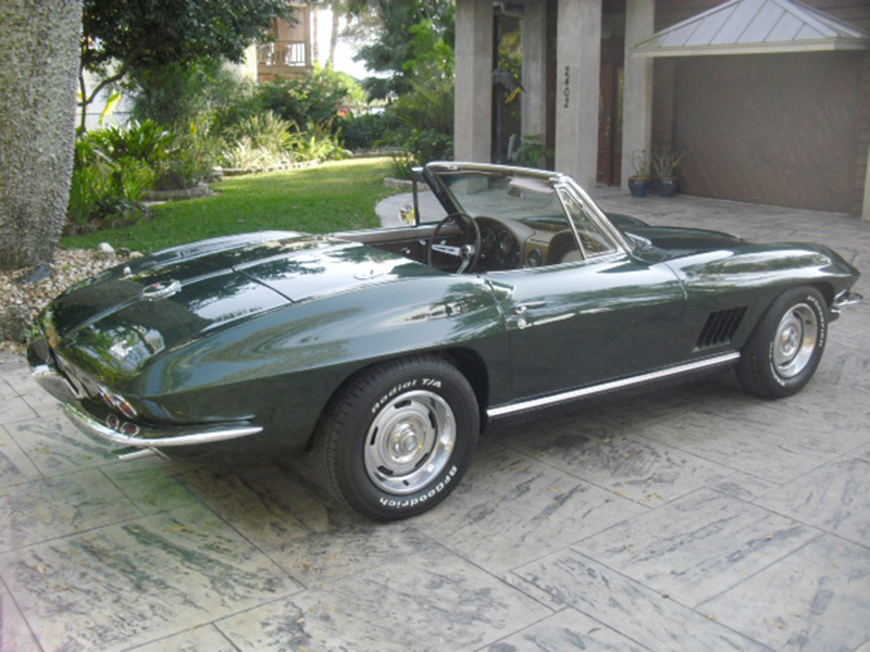 2nd Image of a 1967 CHEVROLET CORVETTE