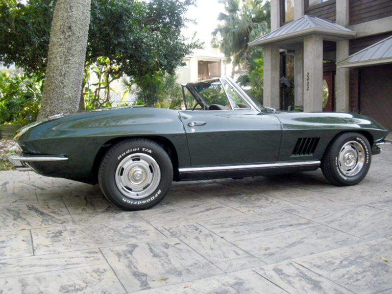 3rd Image of a 1967 CHEVROLET CORVETTE